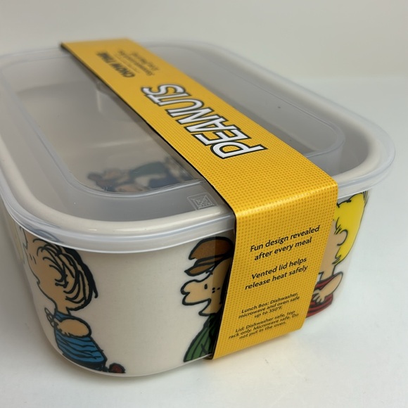 Peanuts Snoopy Stoneware Lunch Box 32 oz. With Lid Storage with Lid - Picture 7 of 16